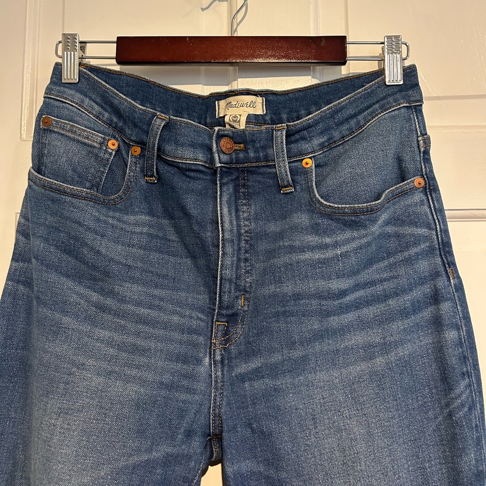 Madewell Cali Demi-Boot Jeans in Columbus Wash: Comfort Stretch Edition - Picture 3 of 13